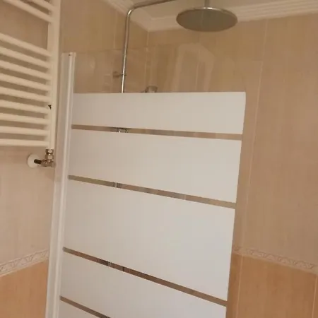 Amplio Y Soleado Alquilo Entero De 3 5 Personas Apartament *